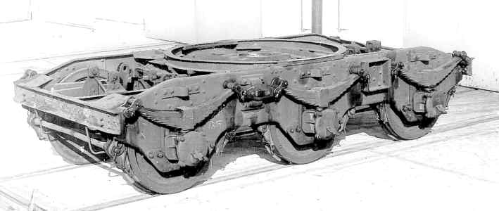 3-achsiges Pressblechdrehgestell, genietet, mit einfachem Ausgleichshebel, nach Zeichnung Ci 61 (?); Foto: ÖBB, Sammlung Hermann Heless